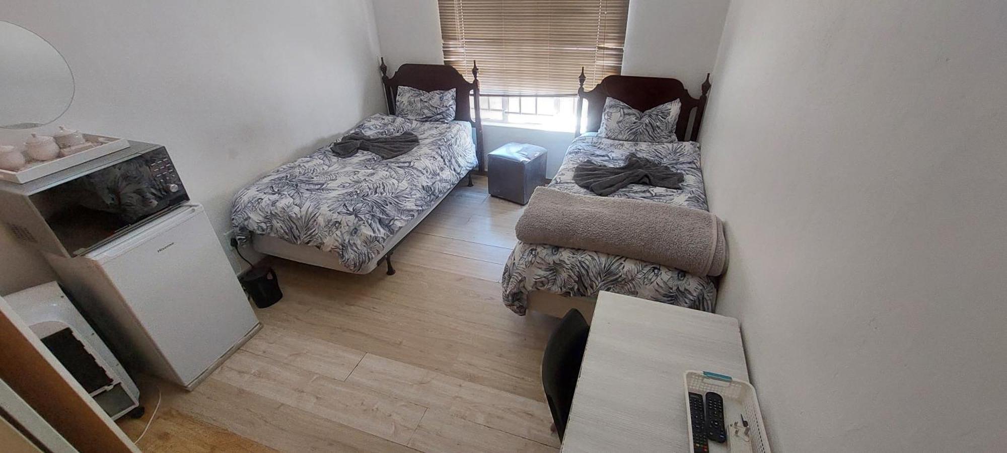 Leone Paris Apartment Windhoek Room photo